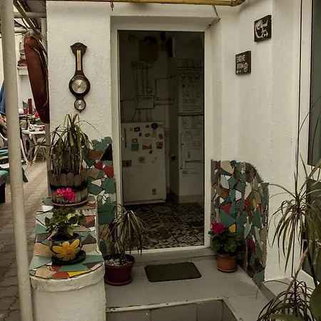 Hostel Eol 777 *